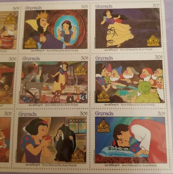 Walt Disney Snow White And The Seven Dwarfs 9 Postage Stamps - Picture 4 of 5